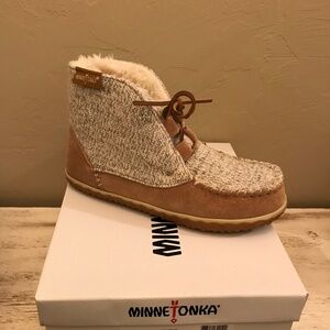 Minnetonka Booties
